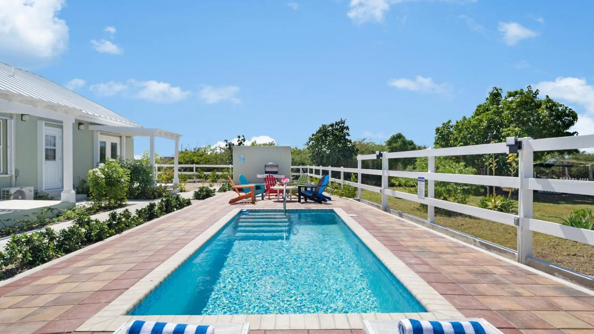 Corktree 3 Bedroom Cockburn Town 0*,  Isole Turks  e Caicos